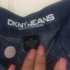 DKNY Blecker Boyfriend Jogger Jeans